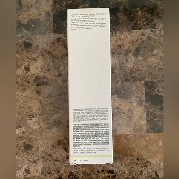 Well People Juice Cleanse Soothing Aloe Face Cleanser 3.78 fl oz / 112 ml NIB - Picture 4 of 6